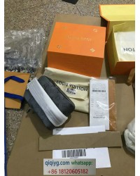 qiqiyg.com ufficiale spedizione contatto qiqiyg whatsapp :+8618120605182 YG52