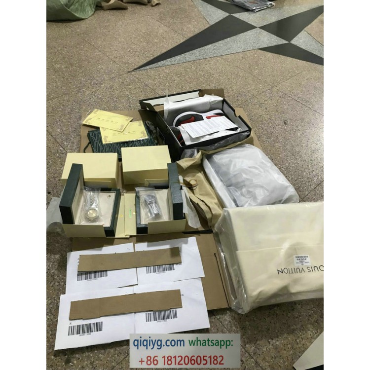 qiqiyg.com ufficiale spedizione contatto qiqiyg whatsapp :+8618120605182 YG260