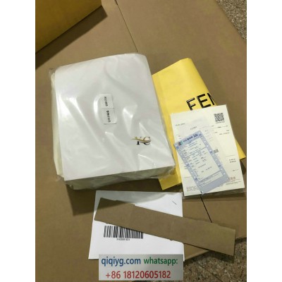 qiqiyg.com ufficiale spedizione contatto qiqiyg whatsapp :+8618120605182 YG09